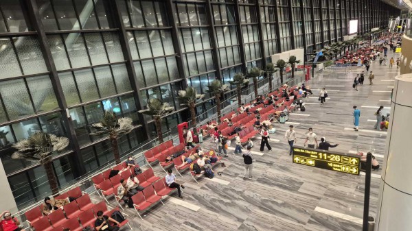 Mua ảnh check-in giá 10.000 đồng/tấm để 'phông bạt' cuộc sống sang chảnh Mua ảnh check-in giá 10.000 đồng/tấm để 'phông bạt' cuộc sống sang chảnh