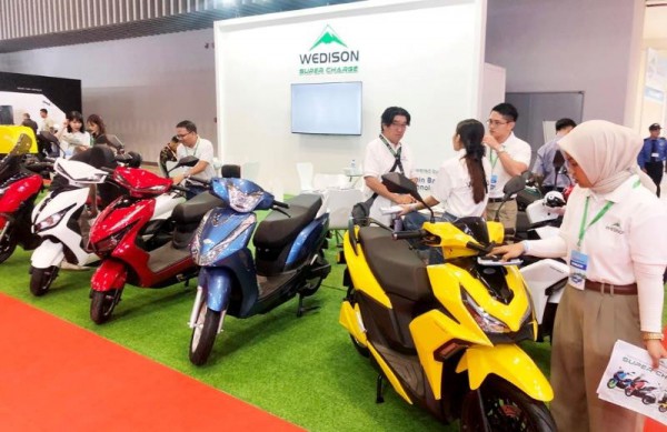 Indonesia và bài toán xe máy điện: Góc nhìn cho Việt Nam Indonesia và bài toán xe máy điện: Góc nhìn cho Việt Nam