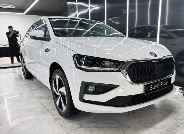 Skoda Slavia tung ra thị trường Việt Nam 3 phiên bản, giá từ 468 triệu đồng Skoda Slavia tung ra thị trường Việt Nam 3 phiên bản, giá từ 468 triệu đồng