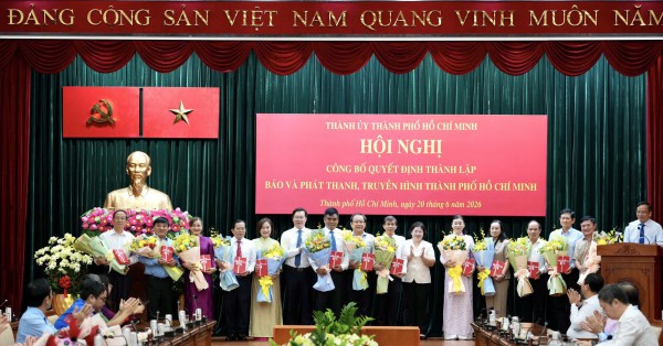 Lãnh đạo Thành ủy TP.HCM: Đằng sau mỗi măng-sét là tâm huyết, thanh xuân người làm báo Lãnh đạo Thành ủy TP.HCM: Đằng sau mỗi măng-sét là tâm huyết, thanh xuân người làm báo