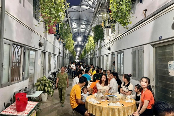 Những chủ trọ nổi tiếng tiếp tục hoạt động 'nghĩa tình cũ' tại phường mới ở TP.HCM Những chủ trọ nổi tiếng tiếp tục hoạt động 'nghĩa tình cũ' tại phường mới ở TP.HCM