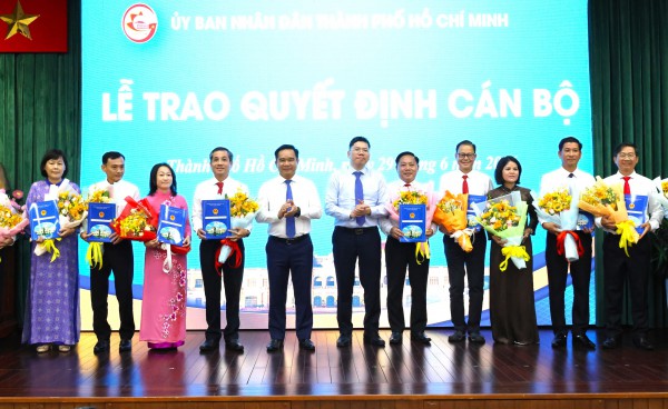 Ông Lâm Đình Thắng làm Giám đốc Sở Dân tộc và Tôn giáo TP.HCM Ông Lâm Đình Thắng làm Giám đốc Sở Dân tộc và Tôn giáo TP.HCM