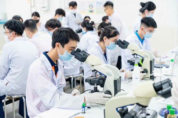 Để Việt Nam xây dựng trường ĐH tư thục đẳng cấp Để Việt Nam xây dựng trường ĐH tư thục đẳng cấp