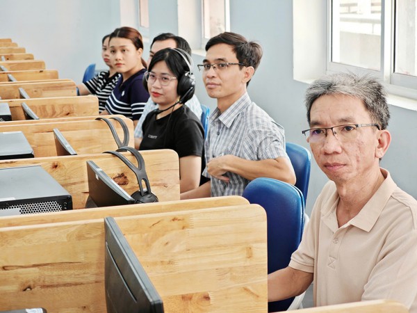 Hiệu trưởng được tuyển dụng giáo viên: Tháo gỡ nhiều bất cập Hiệu trưởng được tuyển dụng giáo viên: Tháo gỡ nhiều bất cập
