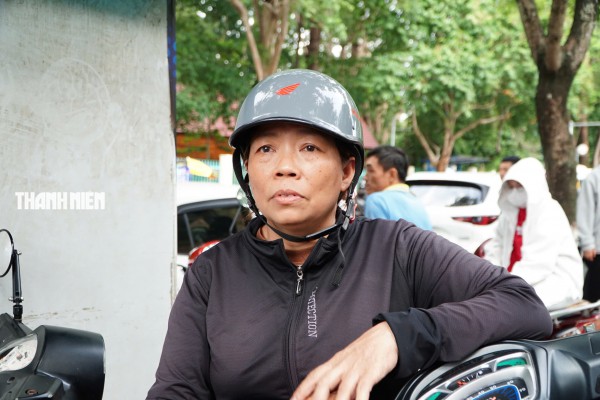 Ngày làm thủ tục thi tốt nghiệp THPT: Người lo nhất chưa chắc là sĩ tử Ngày làm thủ tục thi tốt nghiệp THPT: Người lo nhất chưa chắc là sĩ tử