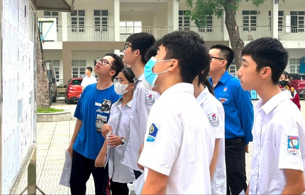 Nhiều phường ở Hà Nội chưa có trường THPT công lập Nhiều phường ở Hà Nội chưa có trường THPT công lập