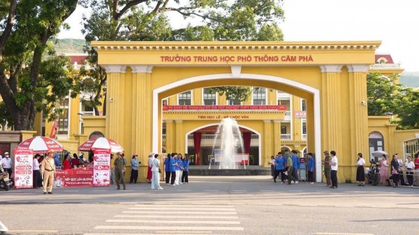Quảng Ninh xác minh vụ giám thị kỳ thi tốt nghiệp THPT bị 'tố' Quảng Ninh xác minh vụ giám thị kỳ thi tốt nghiệp THPT bị 'tố'