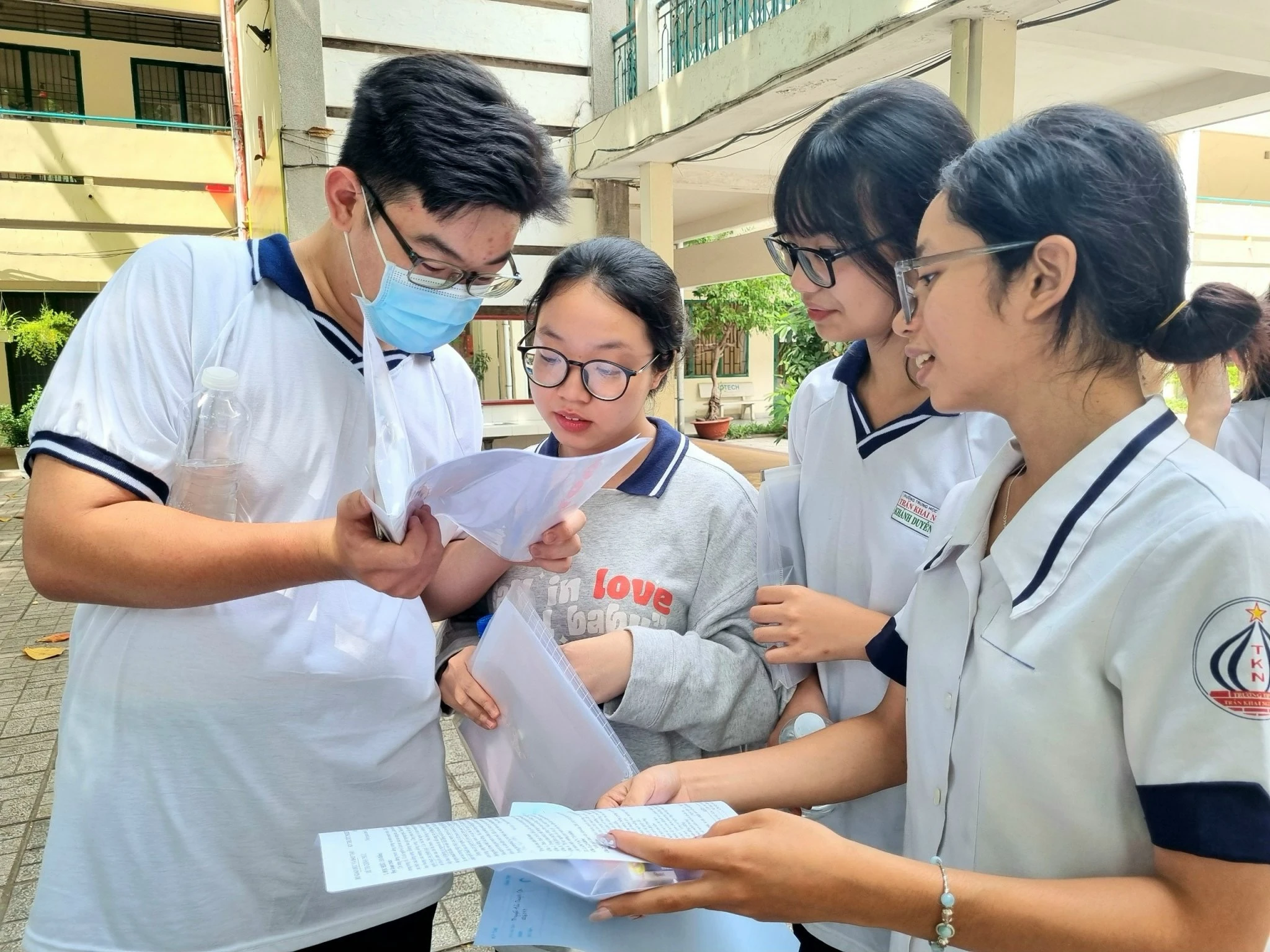 Thêm hàng loạt ngành có điểm sàn xét tuyển là 15, 16 Thêm hàng loạt ngành có điểm sàn xét tuyển là 15, 16