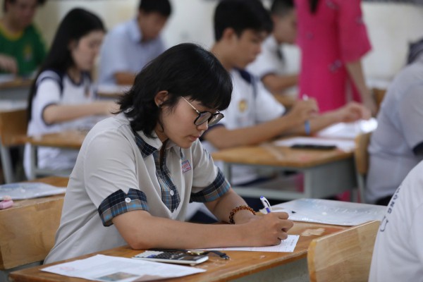 Thi tốt nghiệp THPT 2026: Đề chính thức môn lịch sử xem tại đây Thi tốt nghiệp THPT 2026: Đề chính thức môn lịch sử xem tại đây