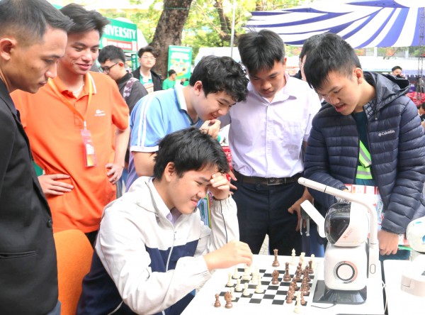 Trí tuệ nhân tạo thành điểm nhấn tại ngày hội tư vấn mùa thi Trí tuệ nhân tạo thành điểm nhấn tại ngày hội tư vấn mùa thi