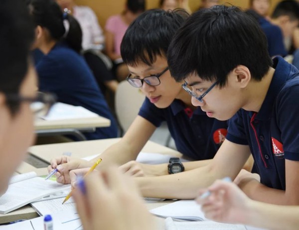 Trường ngoài công lập top đầu ở Hà Nội thông báo điểm chuẩn vào lớp 10