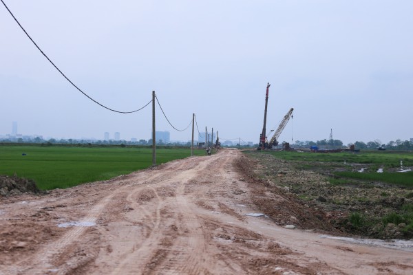 Huế: Chậm thi công đường nghìn tỉ, doanh nghiệp bị chấm dứt hợp đồng và xử phạt Huế: Chậm thi công đường nghìn tỉ, doanh nghiệp bị chấm dứt hợp đồng và xử phạt