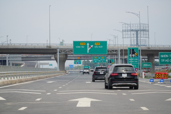 Mở toàn bộ nút giao cao tốc TP.HCM - Long Thành với Biên Hòa - Vũng Tàu Mở toàn bộ nút giao cao tốc TP.HCM - Long Thành với Biên Hòa - Vũng Tàu