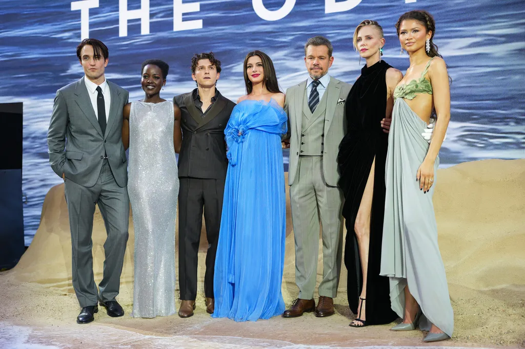 Phong cách thời trang của Zendaya khi quảng bá bom tấn The Odyssey Phong cách thời trang của Zendaya khi quảng bá bom tấn The Odyssey