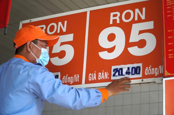 Giá xăng dầu hôm nay 16.6.2026: Giảm hơn 4 USD một thùng Giá xăng dầu hôm nay 16.6.2026: Giảm hơn 4 USD một thùng