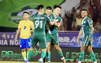 Công Phượng không được đăng ký, Trường Tươi Bình Phước vẫn thắng tưng bừng: Vô địch lượt đi