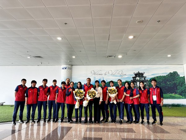 ĐT nữ Việt Nam trở về sau ASIAD 19: Hướng đến mục tiêu mới ĐT nữ Việt Nam trở về sau ASIAD 19: Hướng đến mục tiêu mới