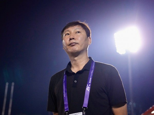 U.23 Việt Nam thiếu thủ lĩnh tại ASIAD 20: Đừng lo, vì HLV Kim Sang-sik đã có... U.23 Việt Nam thiếu thủ lĩnh tại ASIAD 20: Đừng lo, vì HLV Kim Sang-sik đã có...