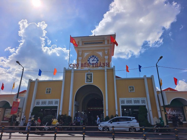 Những tháp đồng hồ cổ: Chứng nhân thời gian giữa lòng TP.HCM Những tháp đồng hồ cổ: Chứng nhân thời gian giữa lòng TP.HCM